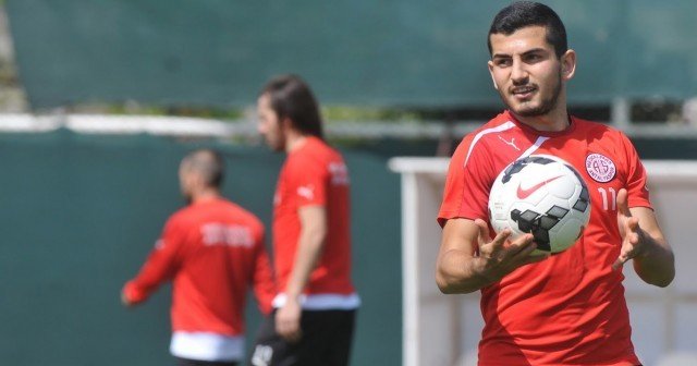 Galatasaray ilk transferini gerçekleştiriyor