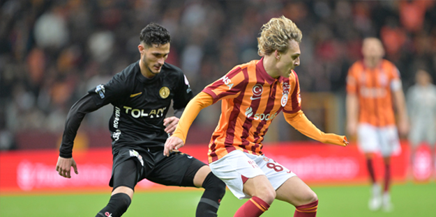 Galatasaray, Fenerbahçe'nin kazandığı haftada hata yapmadı! VAR kararları damga vurdu! Kırmızı kart çıktı... Icardi golle döndü...