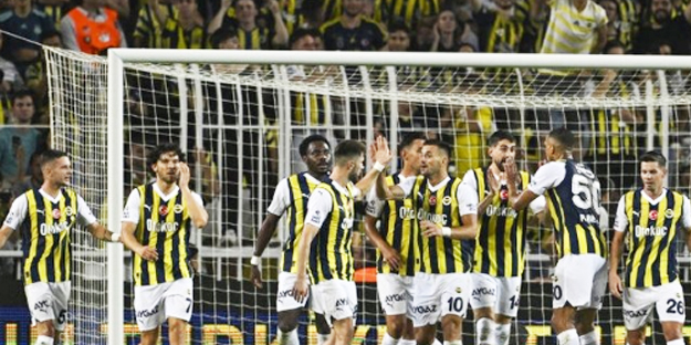 Galatasaray istedi tahmini tutmadı! Fenerbahçe transfer görüşmeleri üzerine açıkladı: Kapıyor...