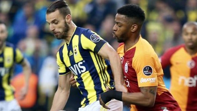 Galatasaray Kadıköy'de yenmeyi yine başaramadı
