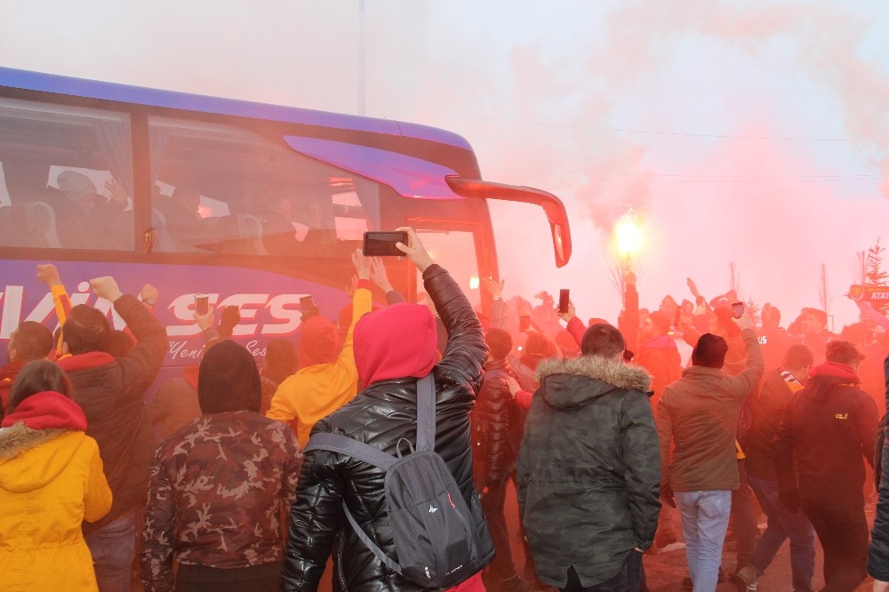Galatasaray kafilesi Erzurum’da 