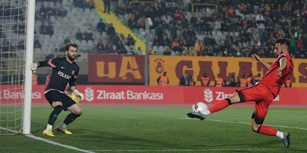 Aslan deplasmandan 3 puanla döndü