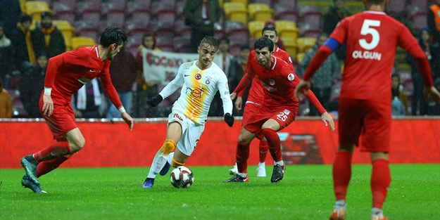 Galatasaray Keçiörengücü ile berabere kaldı, tur atladı!