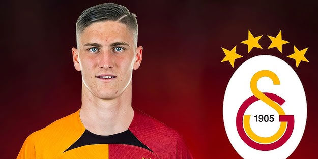 Galatasaray Macar futbolcuyu duyurdu! 4 yıllık imza attı