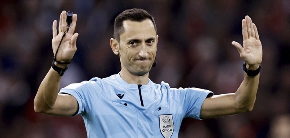 Galatasaray-Manchester United maçını yönetecek hakem belli oldu! Maç saat kaçta? Nerede?