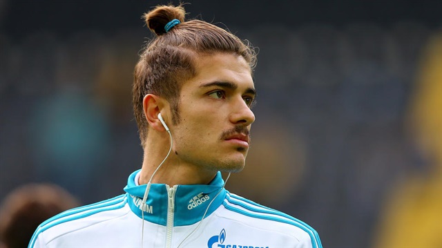 Galatasaray Neustadter'i açıklamayı bekliyor