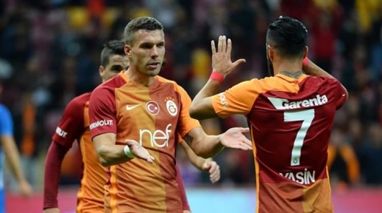Galatasaray o kulübü resmen açıkladı! Podolski...