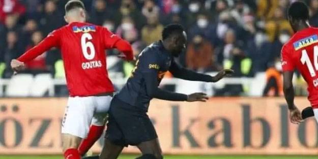 Galatasaray o pozisyona isyan etti