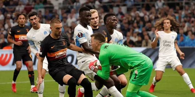 Galatasaray olaylı maçta 1 puan kazandı