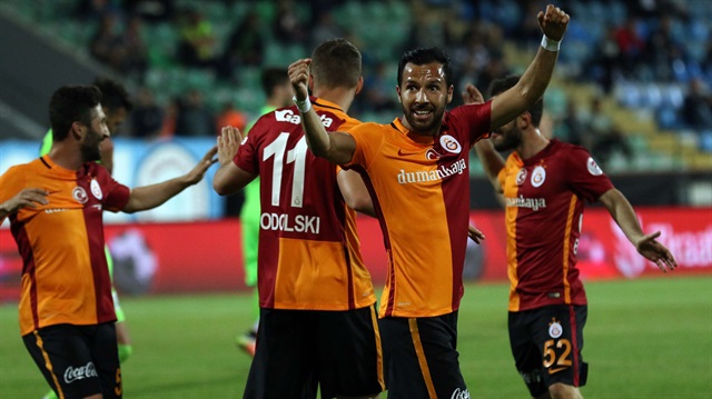 Galatasaray, Öztekin ile yeni sözleşme imzalayacak