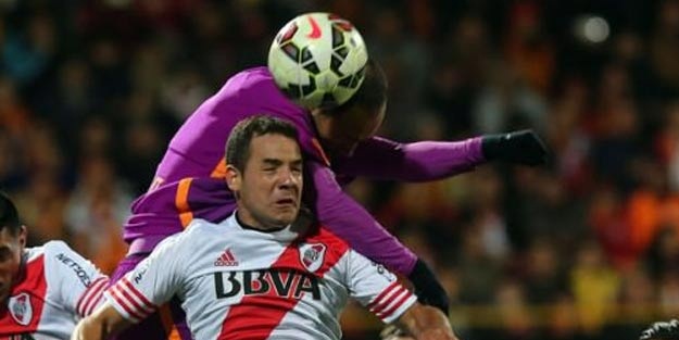 Galatasaray'a soğuk duş!