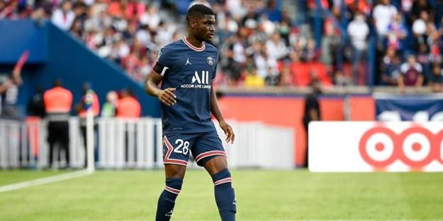 Galatasaray, PSG'li yıldız futbolcunun peşinde! Teklif yapıldı