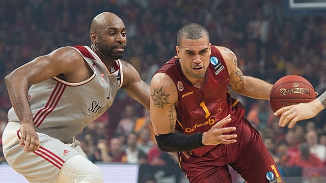 Galatasaray Schilb ile devam dedi