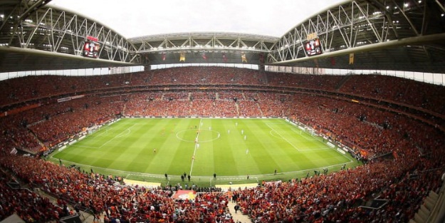 Galatasaray-Sivasspor maçı öncesi tepki çeken olay