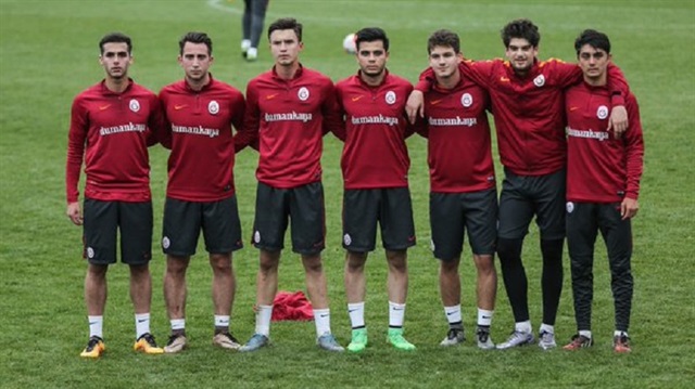 Galatasaray Soner Gönül'le profesyonel sözleşme imzaladı