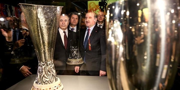 Galatasaray Stadyum Müzesi'nin resmi açılışı yapıldı