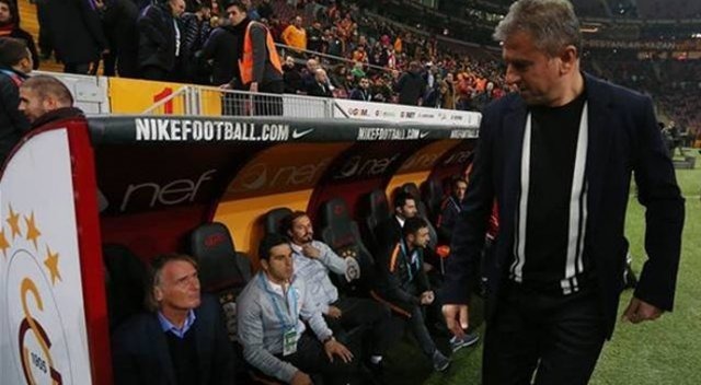 Galatasaray taraftarından Riekerink'e şaşırtan tavır!