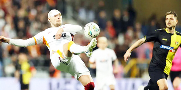 Galatasaray transferde gözünü kararttı! 40 milyon euroluk yıldız geliyor: O tarihte geliyor...