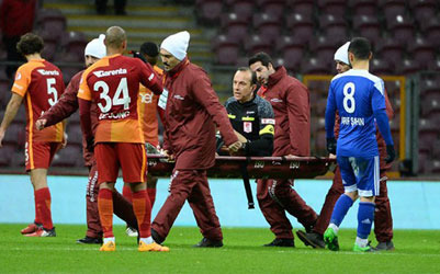 Galatasaray-Tuzlaspor maçında ilginç olay