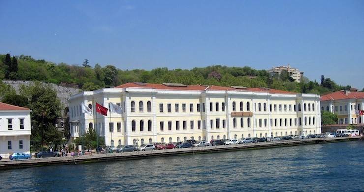 Galatasaray Üniversitesi personel alıyor