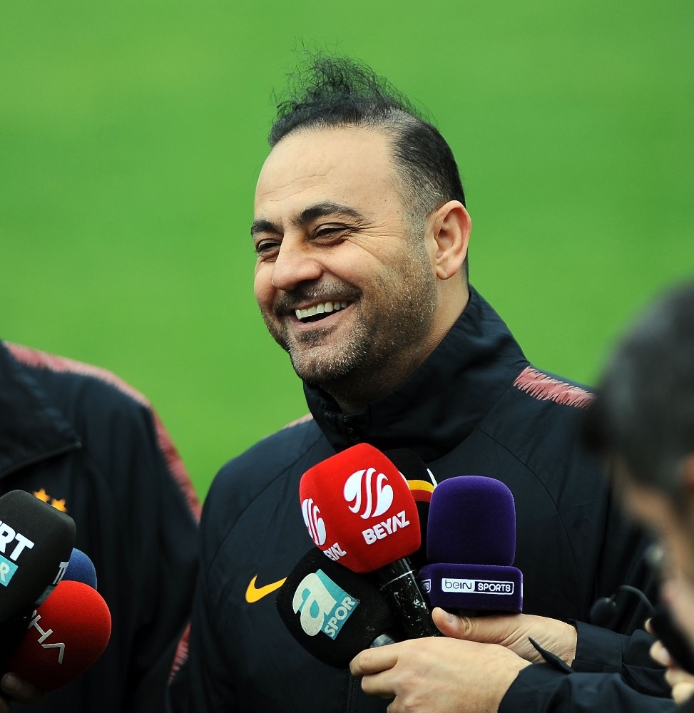 Galatasaray Yardımcı Antrenörü Hasan Şaş istifa etti 