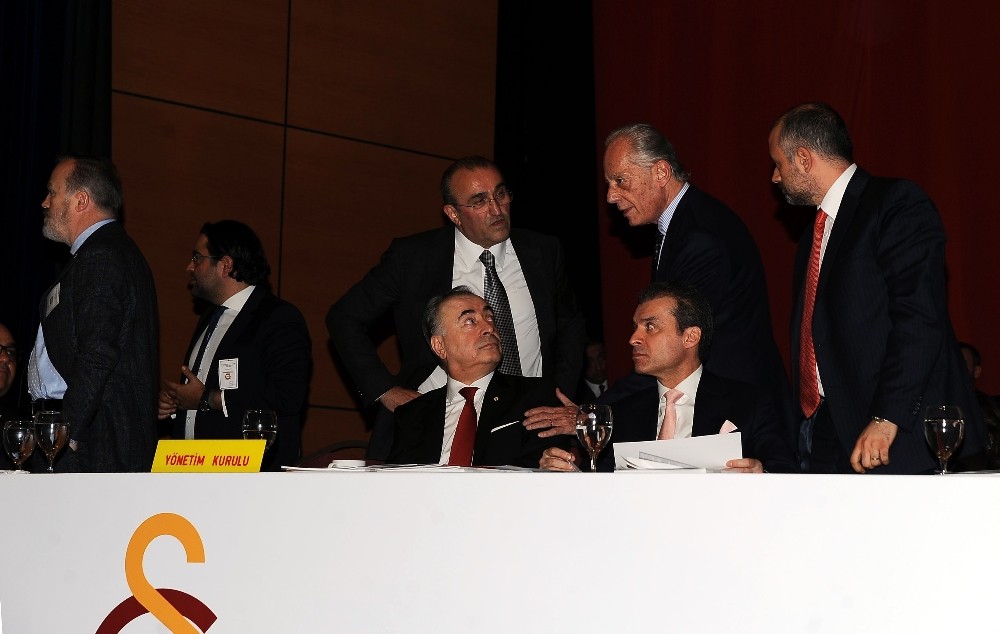 Galatasaray Yönetim Kurulu üyelerinden ibra yorumu 