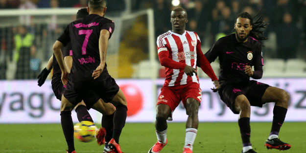 Galatasaray'a büyük şok! Sivas'tan çıkamadı...