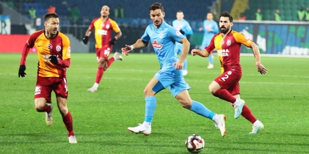Galatasaray'a Emre Akbaba'nın golü yetmedi!