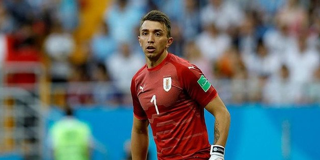 Galatasaray'a Muslera piyangosu! 22 milyon Euro...