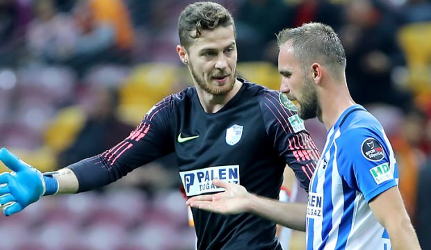 Galatasaray'a Süper Lig'den sürpriz kaleci!