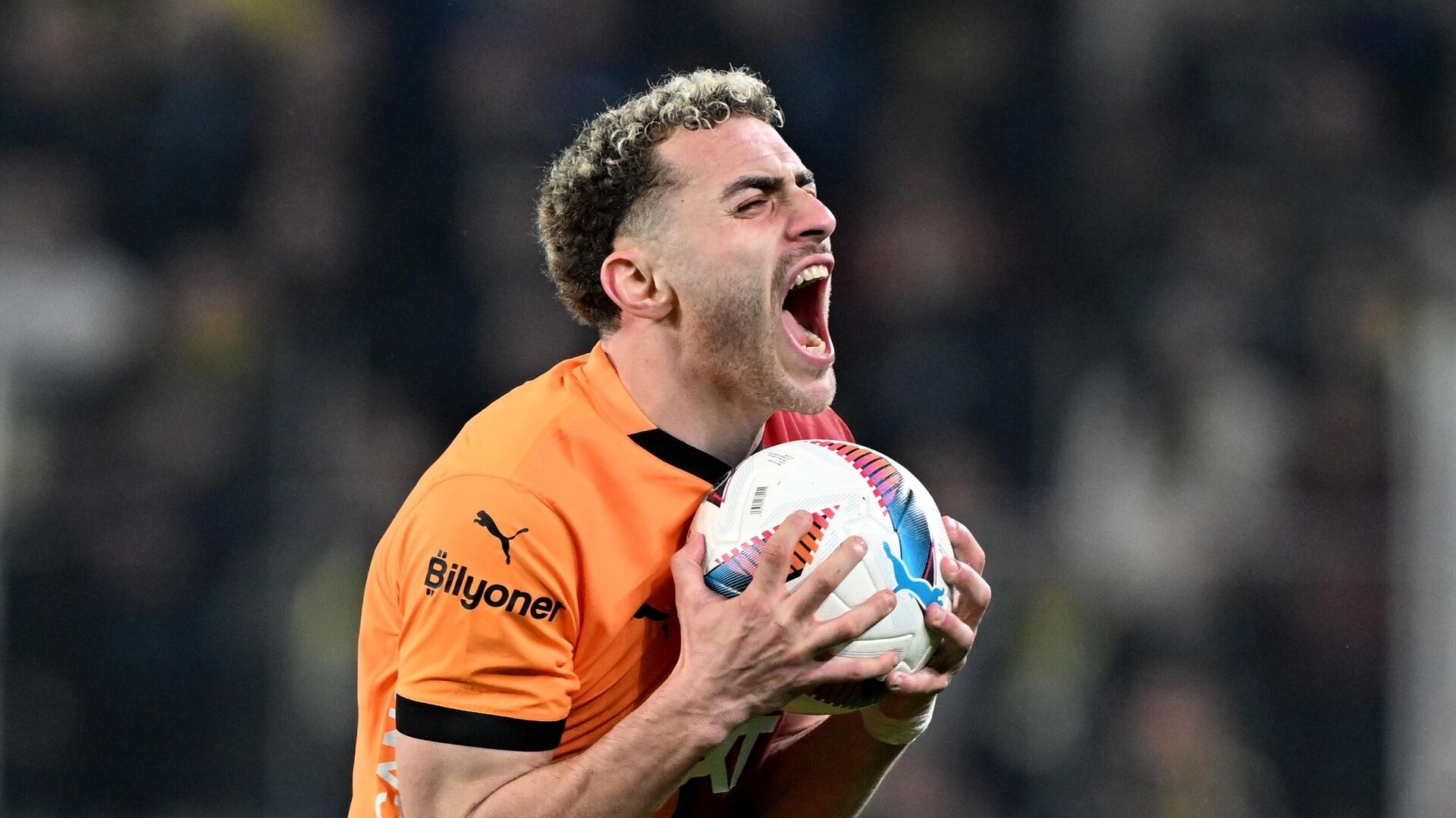 Galatasaray’da Barış Alper’e kötü haber!