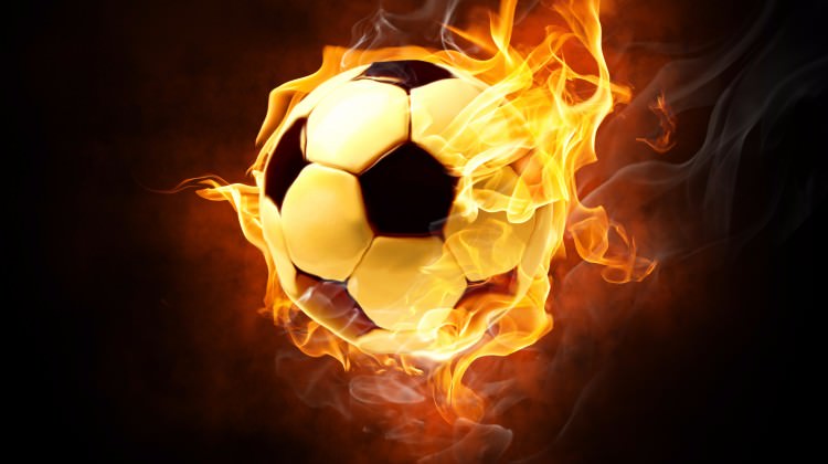 Galatasaray'da bir günde iki isim gönderildi!