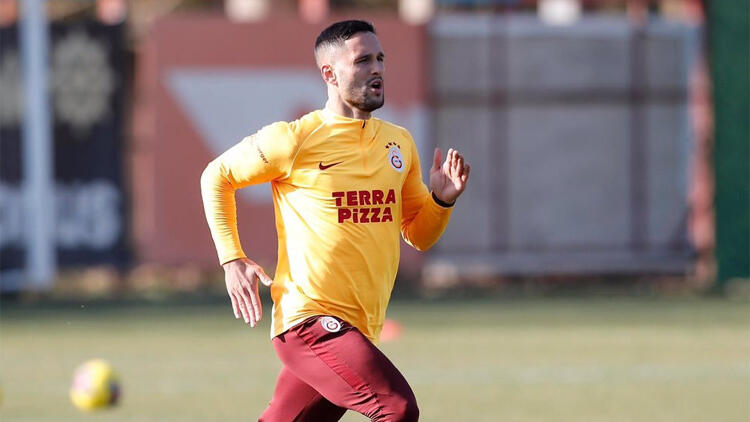 Galatasaray'da Florin Andone adaptasyon çalışması yaptı