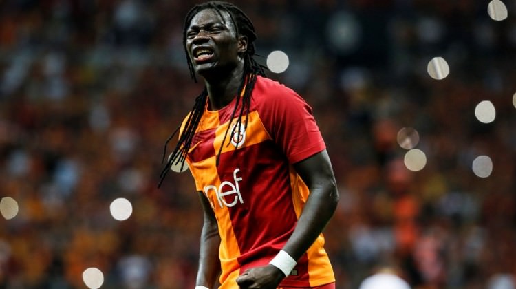 Galatasaray'da Gomis depremi!