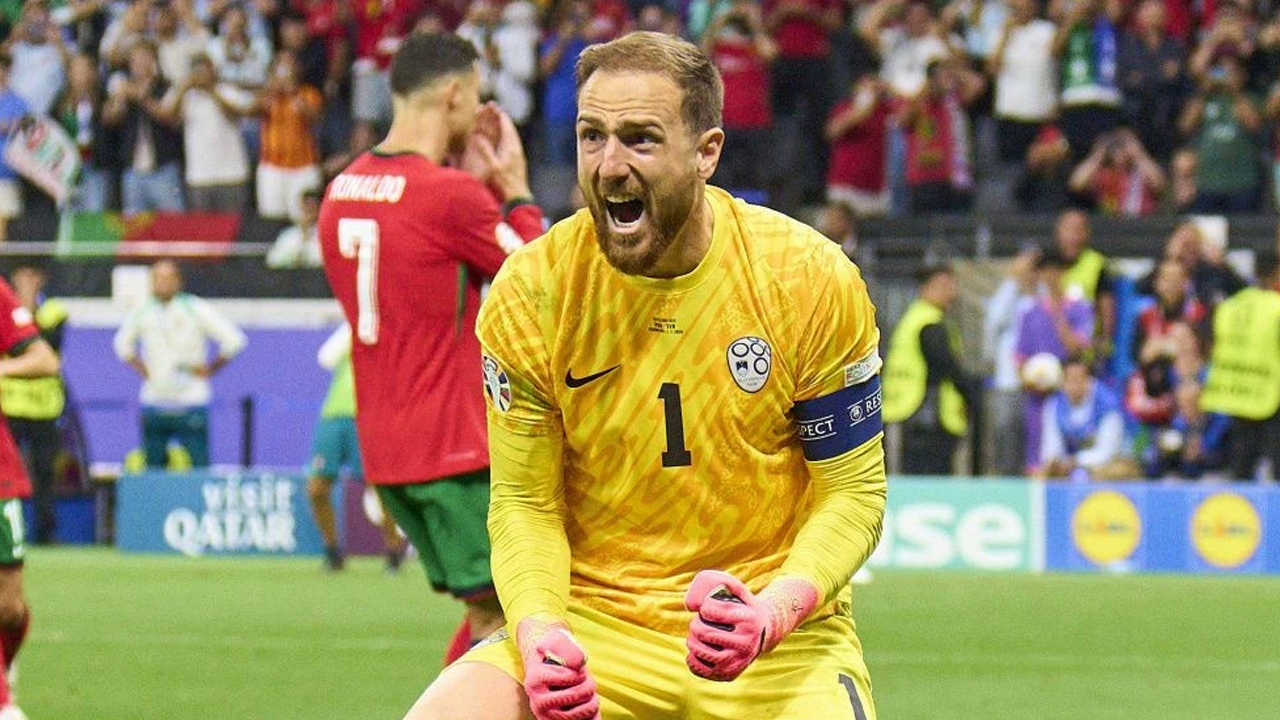 Galatasaray'da heyecan dorukta: Muslera yerine dünyanın en iyi kalecisi geliyor!