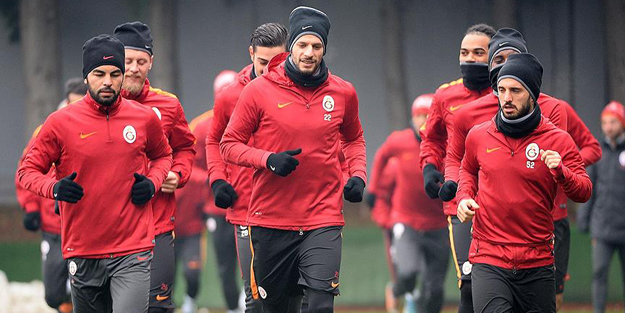 Galatasaray'da kamp kadrosu açıklandı
