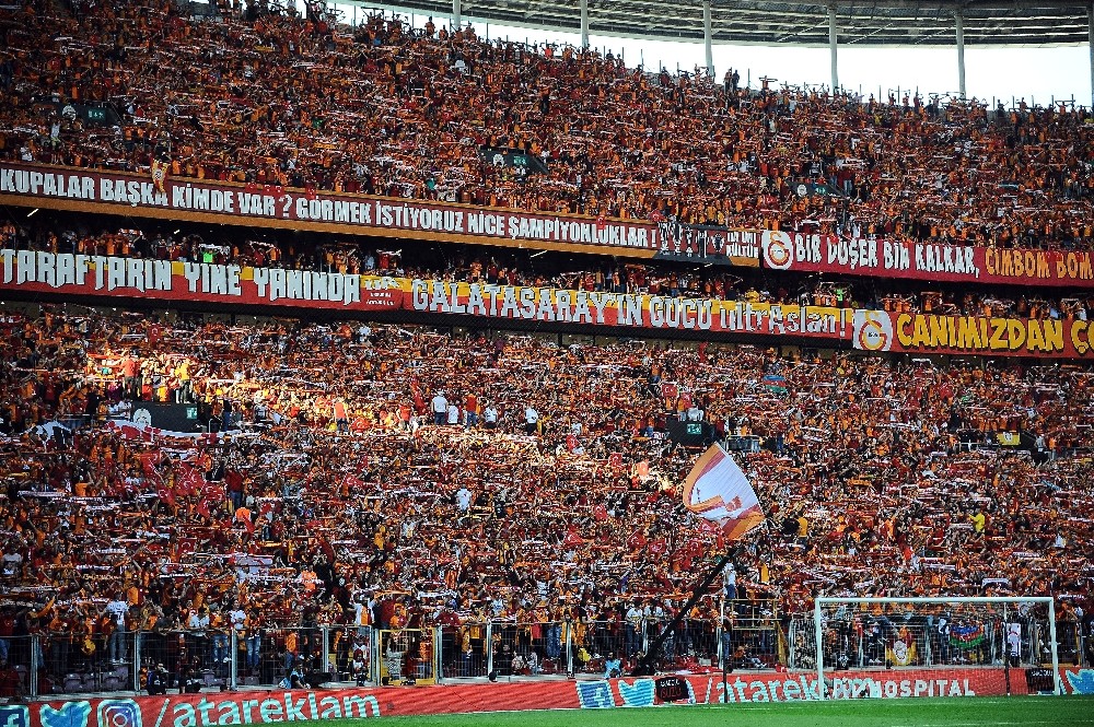 Galatasaray’da kombineler genel satışa çıktı 