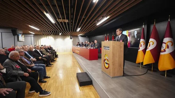 Galatasaray'da kritik divan kurulu toplantısı