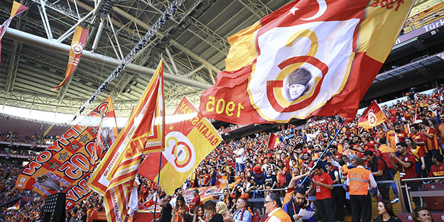 Galatasaray'da kutlamalar başladı