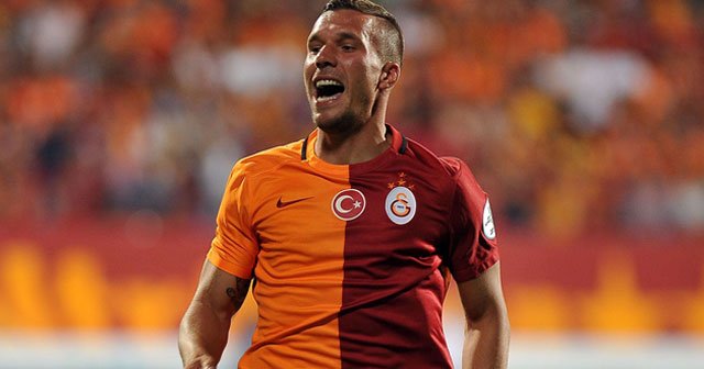 Galatasaray’da Lukas Podolski sevinci