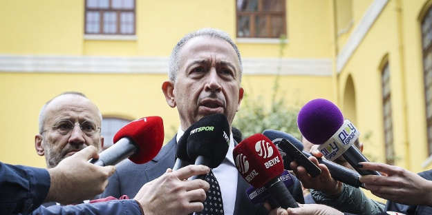 Galatasaray'da 'Müstafi Başkan' tartışması!