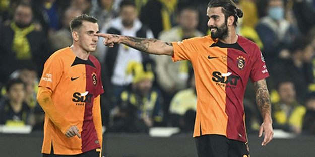 Galatasaray'da neler oluyor böyle! Meğer tam bir dedikoduymuş... Sözleşmesindeki detay ortaya çıktı