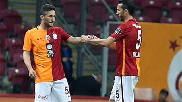 Galatasaray'da Sabri kaptanlığa geri döndü