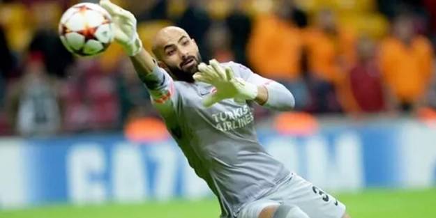 Galatasaray'da Sinan Bolat bombası