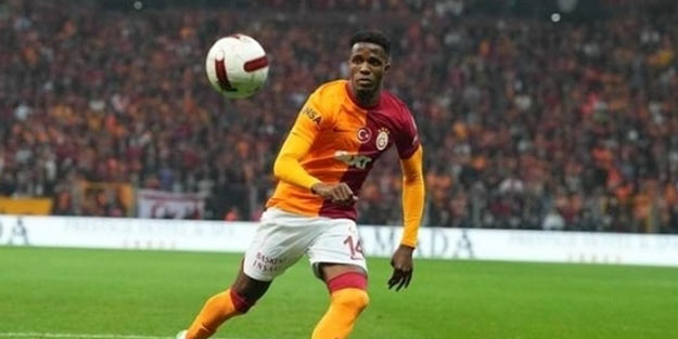 Galatasaray'da sürpriz ayrılık! Maç kadrosunda yer almadı