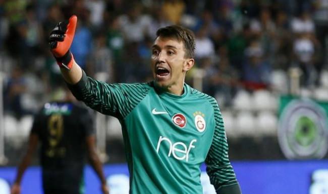 Galatasaray'da tüm gözler Muslera’ya çevrildi