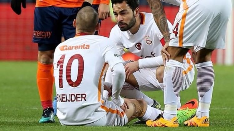 Galatasaray'da Sneijder depremi!