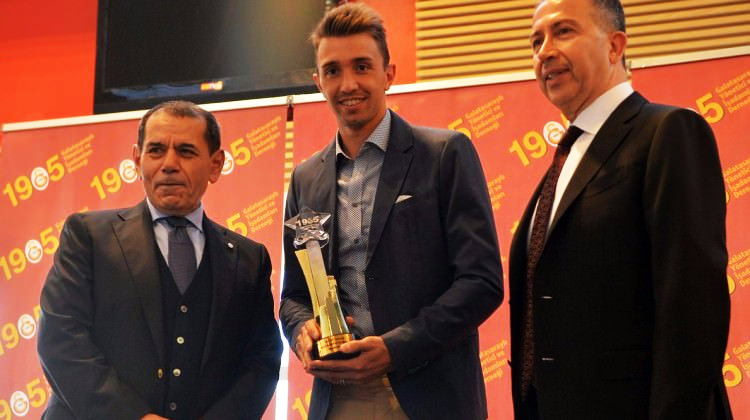 Galatasaray'da yılın futbolcusu Fernando Muslera!