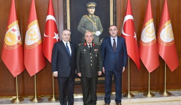 Galatasaray'dan 1. Ordu komutanına ziyaret