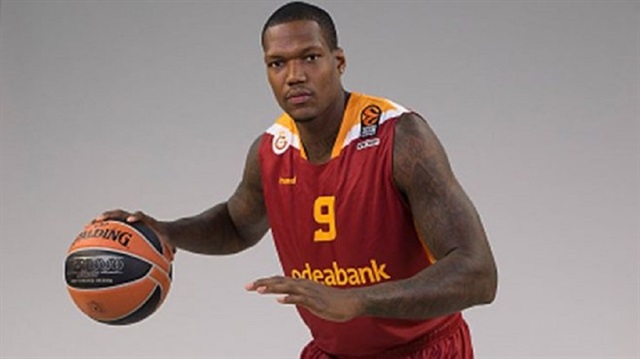 Galatasaray'dan ayrılan Thompson Kızılyıldız'la imzaladı